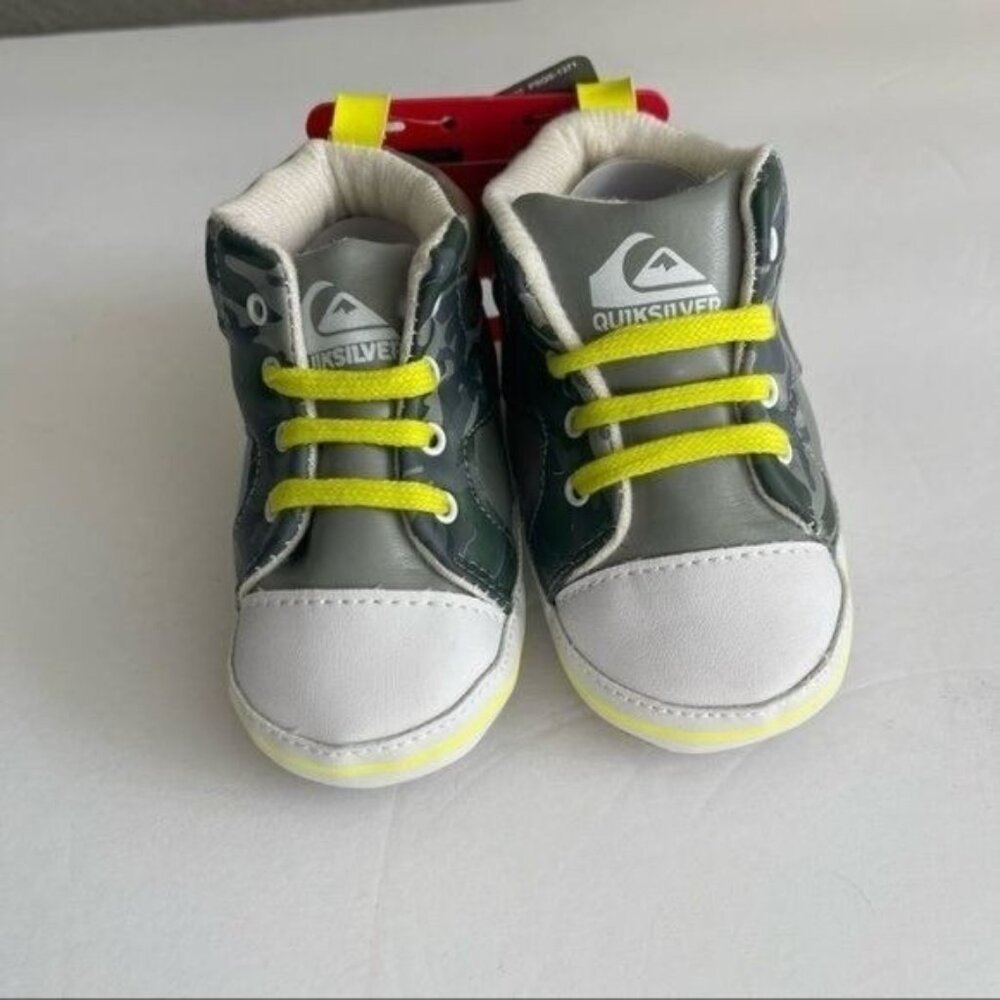 Quicksilver Baby Shoes High Top Sneakers Gray Camouflage 0-12 Months Available - Picture 2 of 6